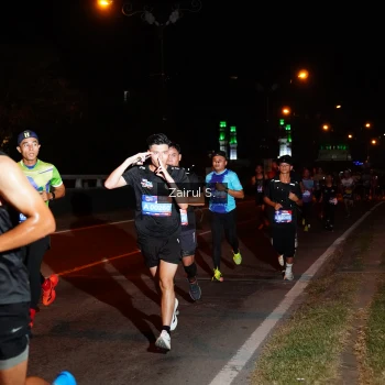 Runner Photo 3671258