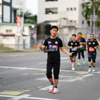 Runner Photo 3671359