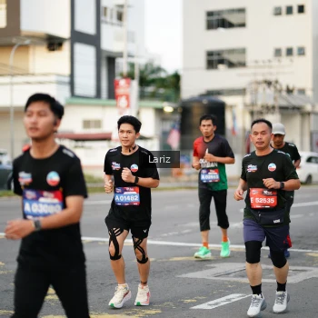 Runner Photo 3671365