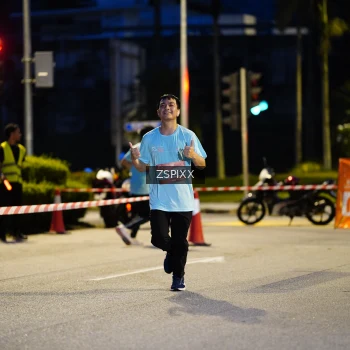 Runner Photo 3671370