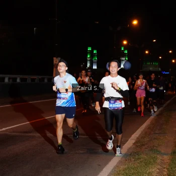 Runner Photo 3671378