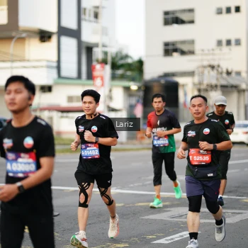 Runner Photo 3671379