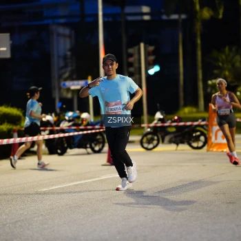Runner Photo 3671431