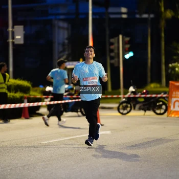 Runner Photo 3671456