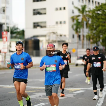 Runner Photo 3671499