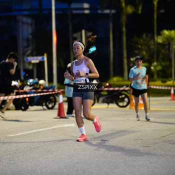 Runner Photo 3671500