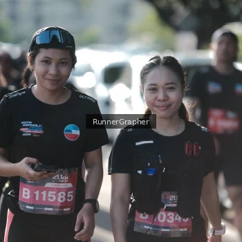Runner Photo 3671513
