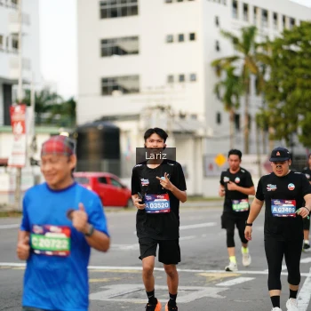 Runner Photo 3671515