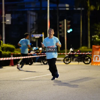 Runner Photo 3671524