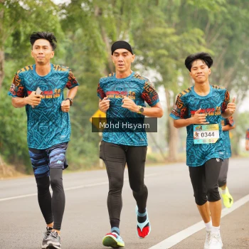 Runner Photo 3671541
