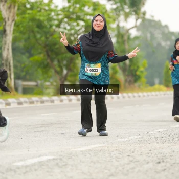 Runner Photo 3671545