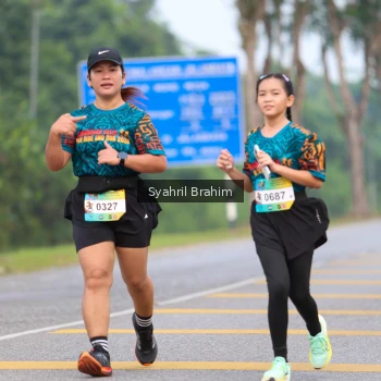 Runner Photo 3671548