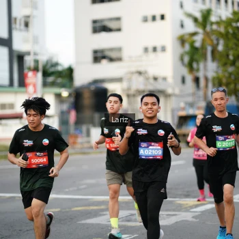 Runner Photo 3671575