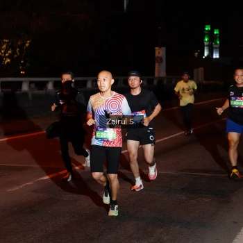Runner Photo 3671596
