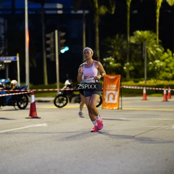 Runner Photo 3671632