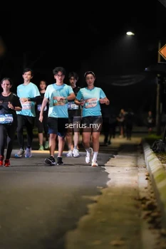Runner Photo 3671666