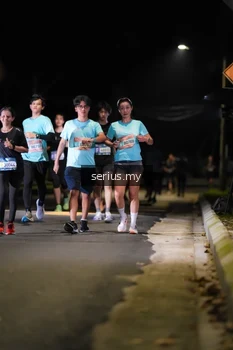 Runner Photo 3671685