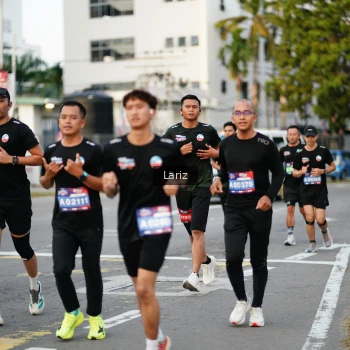 Runner Photo 3671759