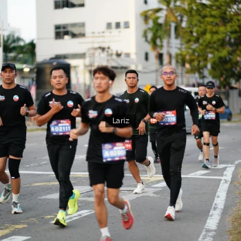 Runner Photo 3671772