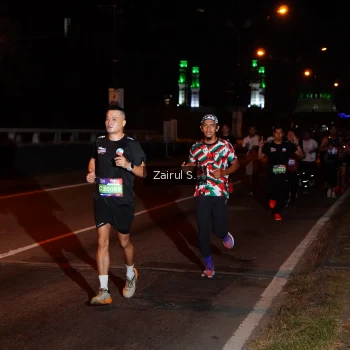Runner Photo 3671774