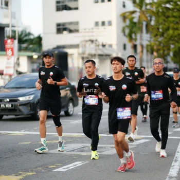 Runner Photo 3671779