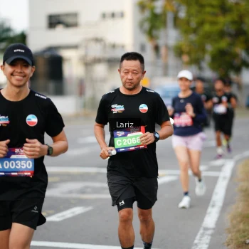 Runner Photo 3671800