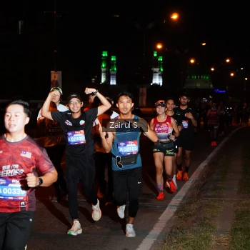 Runner Photo 3671863