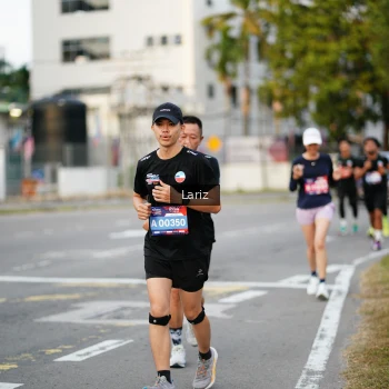 Runner Photo 3671876