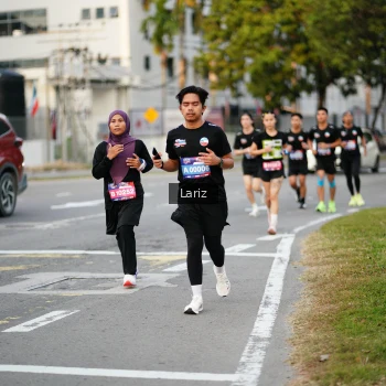 Runner Photo 3671885