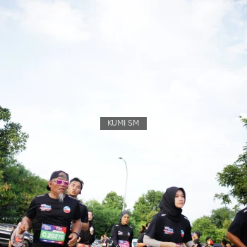 Runner Photo 3671945