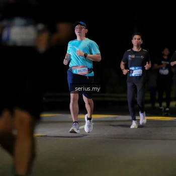 Runner Photo 3671990