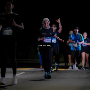 Runner Photo 3672001