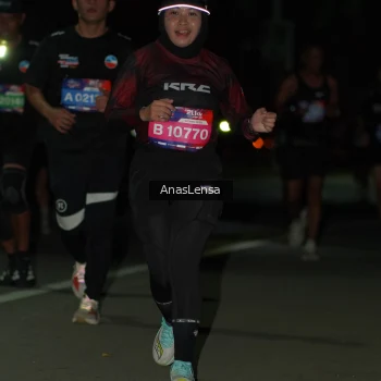 Runner Photo 3672025