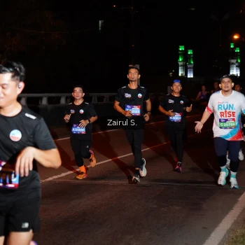 Runner Photo 3672135