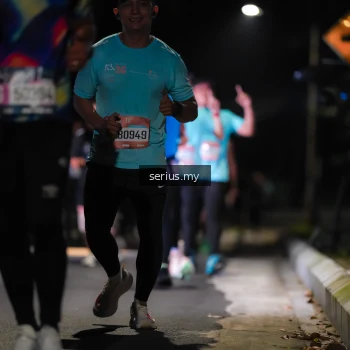 Runner Photo 3672215