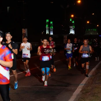 Runner Photo 3672346