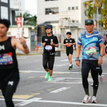 Runner Photo 3672389
