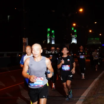 Runner Photo 3672405