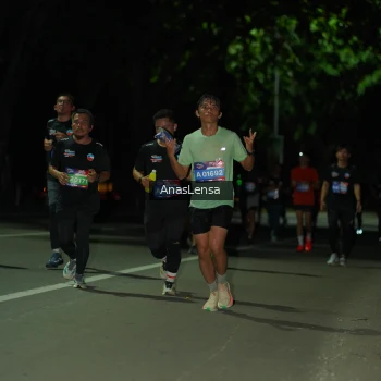 Runner Photo 3672471