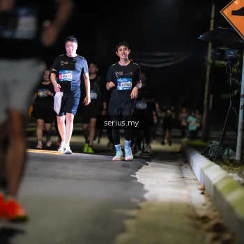 Runner Photo 3672594