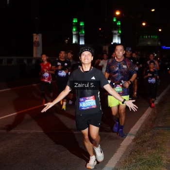 Runner Photo 3672595