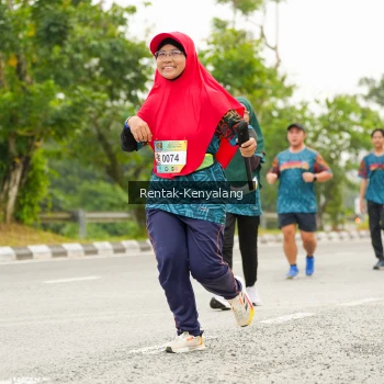 Runner Photo 3672759