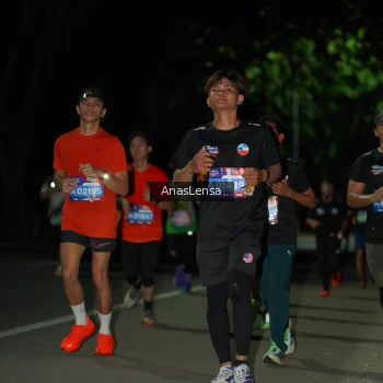 Runner Photo 3672773