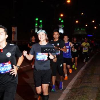 Runner Photo 3672935