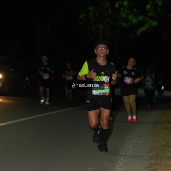 Runner Photo 3673034