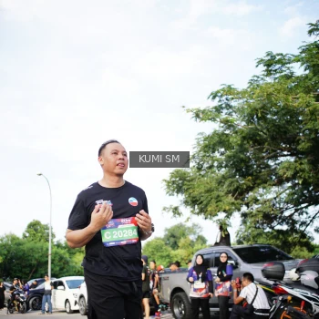 Runner Photo 3673106