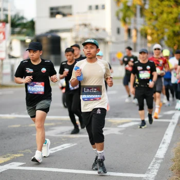 Runner Photo 3673213