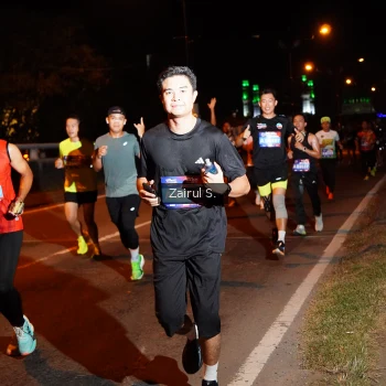 Runner Photo 3673259