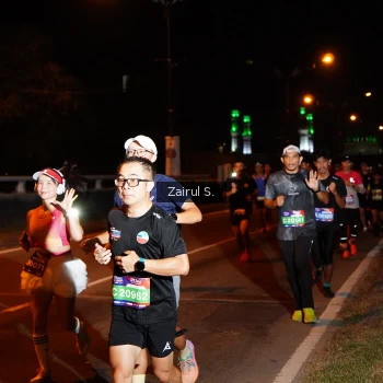 Runner Photo 3673542
