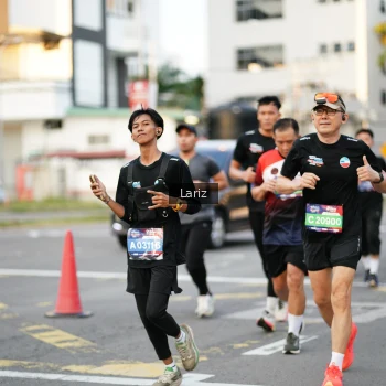 Runner Photo 3673562